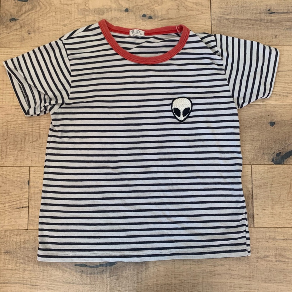 NWOT brandy Melville alien Nadine top